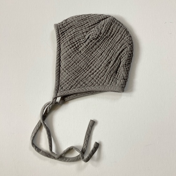 NWT The Simple Folk Grey Bonnet - Picture 3 of 6